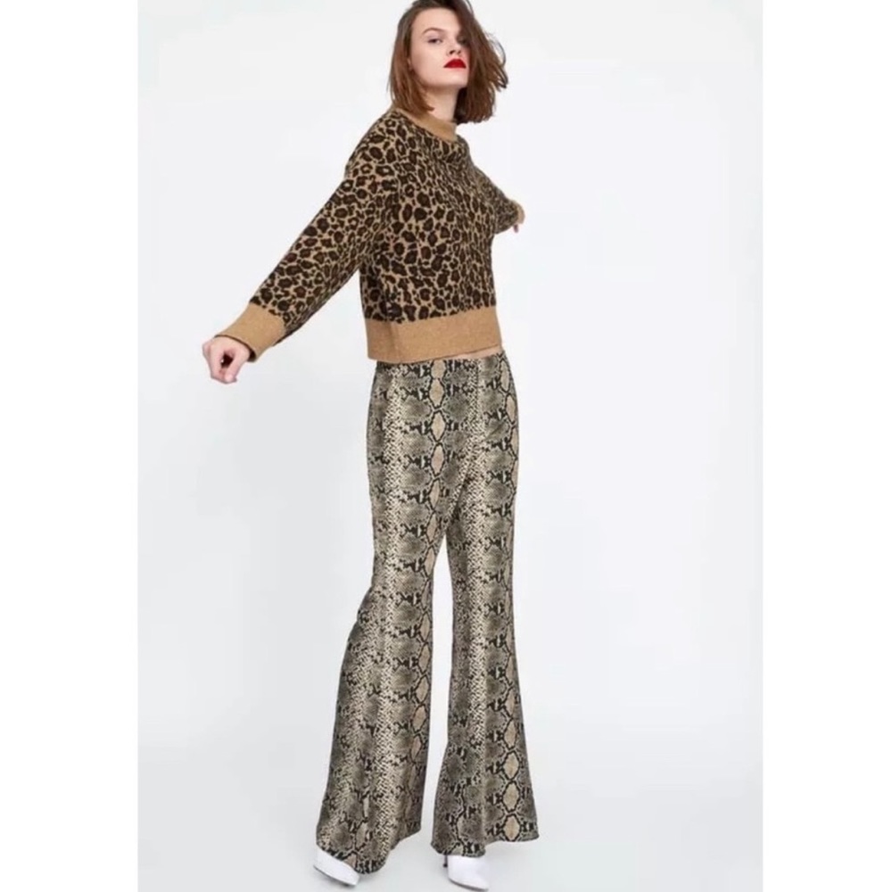 Zara Oversized Leopard Print Knit Sweater - Picture 2 of 14